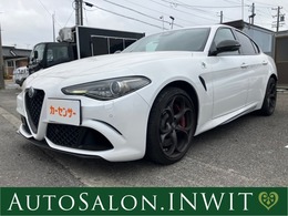 アルファ　ロメオ ジュリア 2.9 V6 ビターボ クアドリフォリオ ハーマンカードン　F＆Rカーボンスポイラー