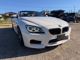 BMW M6 カブリオレ 4.4 