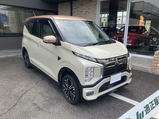 「三菱 eKクロスEV P」が入庫しました。静かでパワフルな走行が楽しめる軽電気自動車です（普通充電約8H）。逞しいフロントフェイスが魅力です。