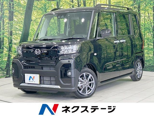 純正9型ディスプレイ　両側電動ドア　バックカメラ　衝突軽減装置　禁煙車