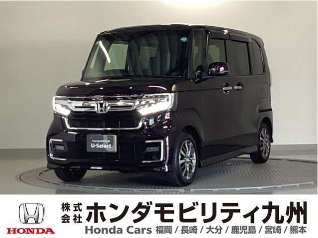 N-BOX カスタムLタイプは、シートヒーターや、パワースライドドア、純正アルミホイール等、質感を高める装備に加え、ホンダセンシングを搭載したグレードです。