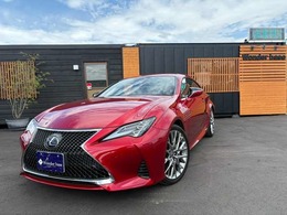 レクサス RC 300h バージョンL 赤革シート　純正ナビ　フルセグ　Bluetoot