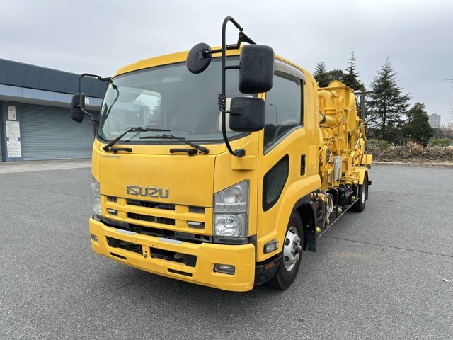 ★ 型式: TKG-FRR90S2★ ミッション: 6速マニュアル★ 原動機の型式: 4HK1★ 総排気量: 5190CC★ 燃料: ディーゼル★ 最大積載量: 800KG★ 車両総重量: 7580KG★ 長さ755CM 幅219CM 高さ263CM