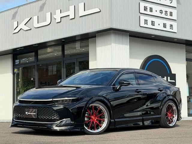 お待たせいたしました！クラウンクロスオーバーが入庫いたしました！KUHLフルコンプリートの低走行車両になります！細部までKUHL仕様にまとめられた1台です！内装・外装ともにきれいな1台でございます！