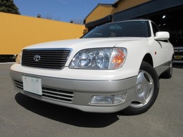 トヨタ セルシオ 4.0 B仕様 黒革シート　サンルーフ　ワンオーナー車