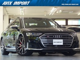 アウディ S8 4.0 4WD レーザーライト＆コンフォートP黒革SR 禁煙