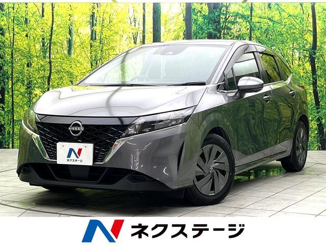 オーディオ　エマージェンシーブレーキ　電動パーキングブレーキ　禁煙車