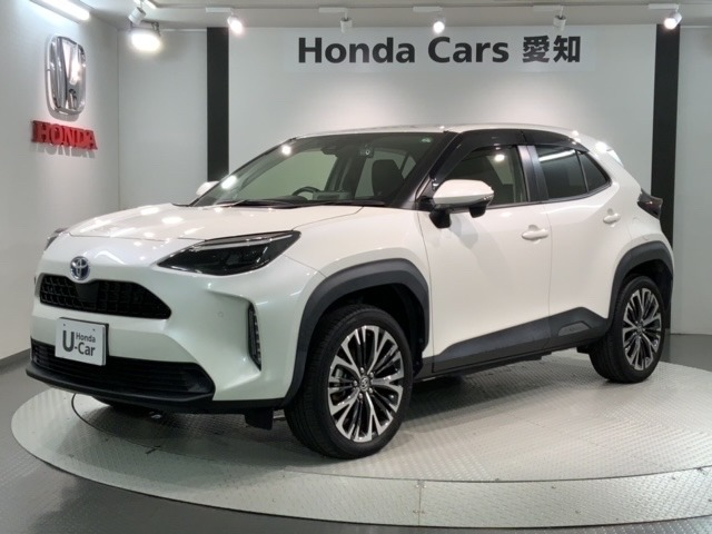 全国納車可 第三者機関証明書付 1年保証 ワンオ-ナ- 純正ナビ TV Rカメラ BTオ-ディオ ドラレコ 衝突軽減B ETC LEDライト 横滑り防止 クルコン アルミ シ-トヒ-タ-装備のトヨタのヤリスクロスハイブリッド Z入庫！