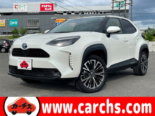 令和3年式ヤリスクロスハイブリッドZが入庫しました♪セーフティセンス搭載車♪そのほかパノラミックビューモニター対応ディスプレイオーディオやLEDヘッドライトなどが付いたトヨタのSUVです♪