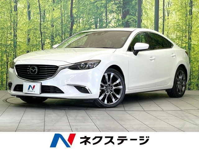 マツダコネクト8型ナビ　バックカメラ　禁煙車　BOSE　レーダークルーズ