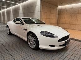 アストンマーティン DB9 タッチトロニック2 正規ディーラー車　赤革シート