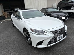 レクサス LS 500 エグゼクティブ サンルーフ マークレビンソン リアエンター