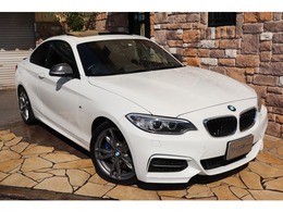 BMW 2シリーズクーペ M235i ブラックレザー　ガラスSR　禁煙車