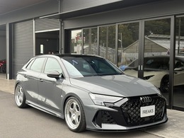 アウディ RS3スポーツバック 2.5 4WD 