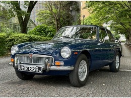 MG B GT 