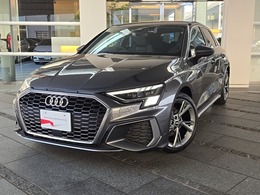 アウディ A3スポーツバック 30 TFSI Sライン 
