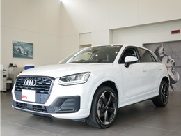 アウディ Q2 30 TFSI スポーツ 認定中古車　限定車　アシスタンスパッケー