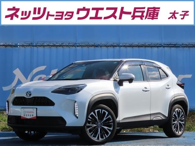 余裕と工夫がたっぷりコンパクトSUV「ヤリスクロス」が入庫しました！