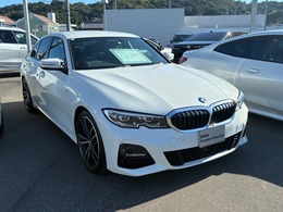 BMW 3シリーズ 320i Mスポーツ 