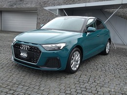 アウディ A1スポーツバック 25 TFSI 