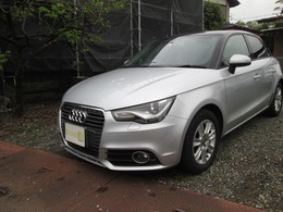 アウディ A1スポーツバック 1.4 TFSI 純正ナビETC