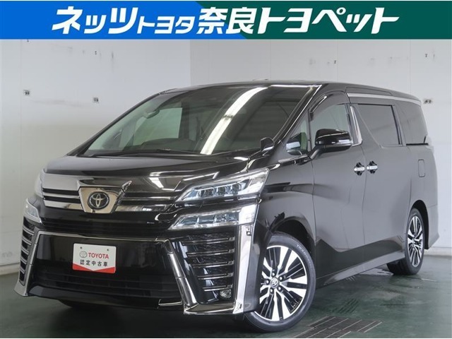 おひとり、ご友人、ご家族など、少人数でも大人数でもお出かけが楽しめます。この車で楽しいドライビングライフを送りましょう♪