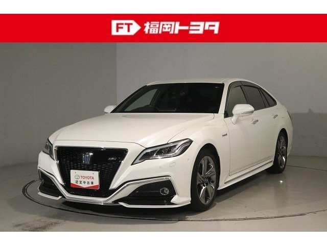 ナビ、バックモニター、ドライブレコーダー、ETC、シートヒーター、衝突被害軽減システムが付いた安心なクラウンHEV！