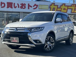 三菱 アウトランダー 2.4 24G セーフティパッケージ 4WD ナビ/フルセグ/Bカメラ/衝突被害/車線逸脱