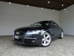 アウディ TT クーペ 2.0 TFSI Sラインパッケージ 禁煙車/記録簿/ハーフレザーシート/HDDナビ