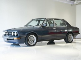 BMW 5シリーズ E12 528i 