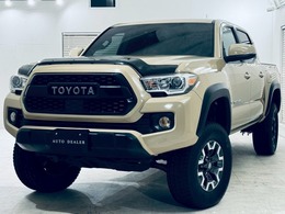 米国トヨタ タコマ ダブルキャブ TRDオフロード 3.5 V6 4WD クイックサンド/TRDグリル/バグガード