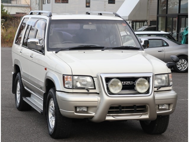 いすゞ ビッグホーン 3.5 ハンドリングバイロータス SE ロング