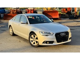 アウディ A6 2.8 FSI クワトロ 4WD 
