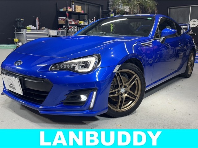 【サイドフォルム】流れるようなボディラインが魅力的ですよね。乗降しやすそうなのが良いです！