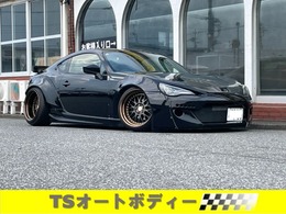 スバル BRZ 2.0 R ロケバニワイドボディー