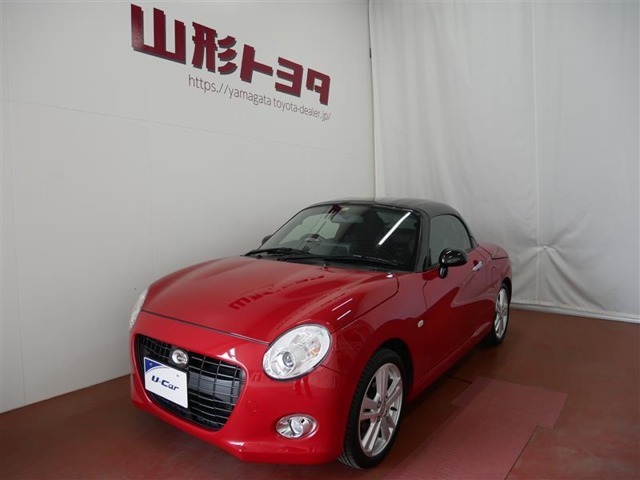MTの軽自動車 コペン セロです！コンパクトなボディーからは想像出来ないほどパワフルな走り。是非体感してください♪