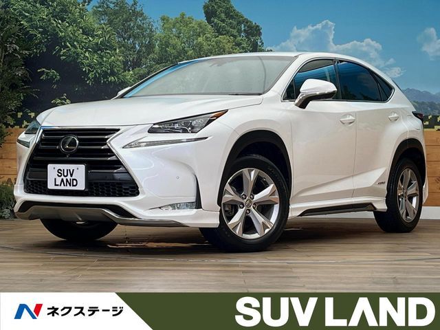 4WD　サンルーフ　純正ナビ　パノラミックビューモニター　レーダークル