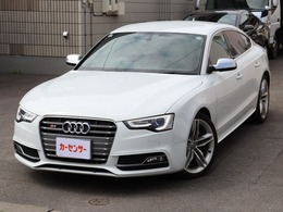 アウディ S5スポーツバック 3.0 4WD 本革シート 車検8年9月