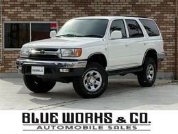 トヨタ ハイラックスサーフ 2.7 SSR-V 4WD メッキホイール　メッキバンパー　ナビ