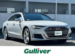 アウディ S8 4.0 4WD ワンオーナー　純正メモリナビ　Audiドライ