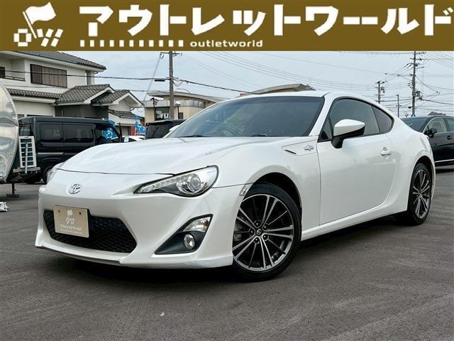 ☆車両情報☆オートマ車両。純正ホイール・横滑り防止・バックカメラ・オートライト・ナビ・Bluetooth・電動格納ミラー