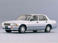 日産 クルー