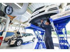独自のネットワークにてお客様がお探しのお車をご用意させていただきます。