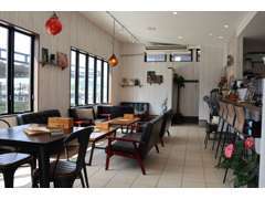「ちょっとお茶をしに…」そんな気軽な気持ちでご来店いただけるような心地よい空間でありたいと思っております。
