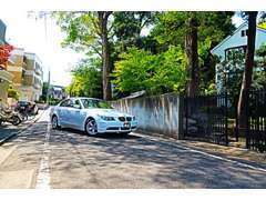 ☆BMW☆　主に3シリーズ，5シリーズを揃えております。ディーラーから直接仕入れのお車がほとんどです