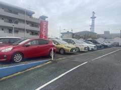 アウトレット車にも1年間走行距離無制限の無料保証『ロングラン保証』が付いています。有料で3年間まで延長も可能です。