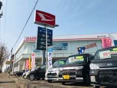 未使用車から良質な中古車を150台前後在庫車が御座いますので色々なお車をご閲覧いただけます。