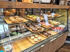 コーヒーもおいしいクルマ屋さんCARCAFE