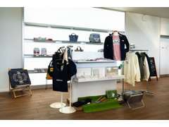 店内一角の【VWグッズコーナー】メーカーオリジナルの物など、お気に入りが見つかるかも！！是非チェックして見て下さい♪
