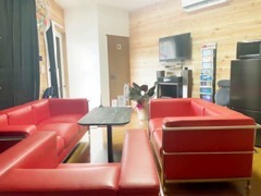 当店、展示場・整備場・商談スペースは近くですが別建物になりますので、ご来店いただけます際はお手数ですが問い合わせください